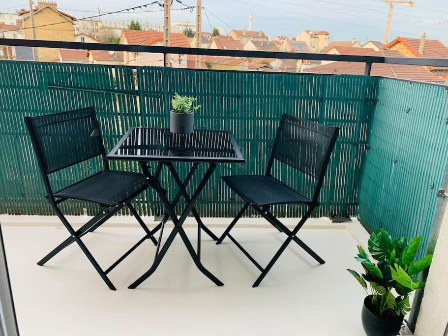 Appartement T2 Ideal Pour Familles Ou Sejour D Affaire Argenteuil Exterior foto